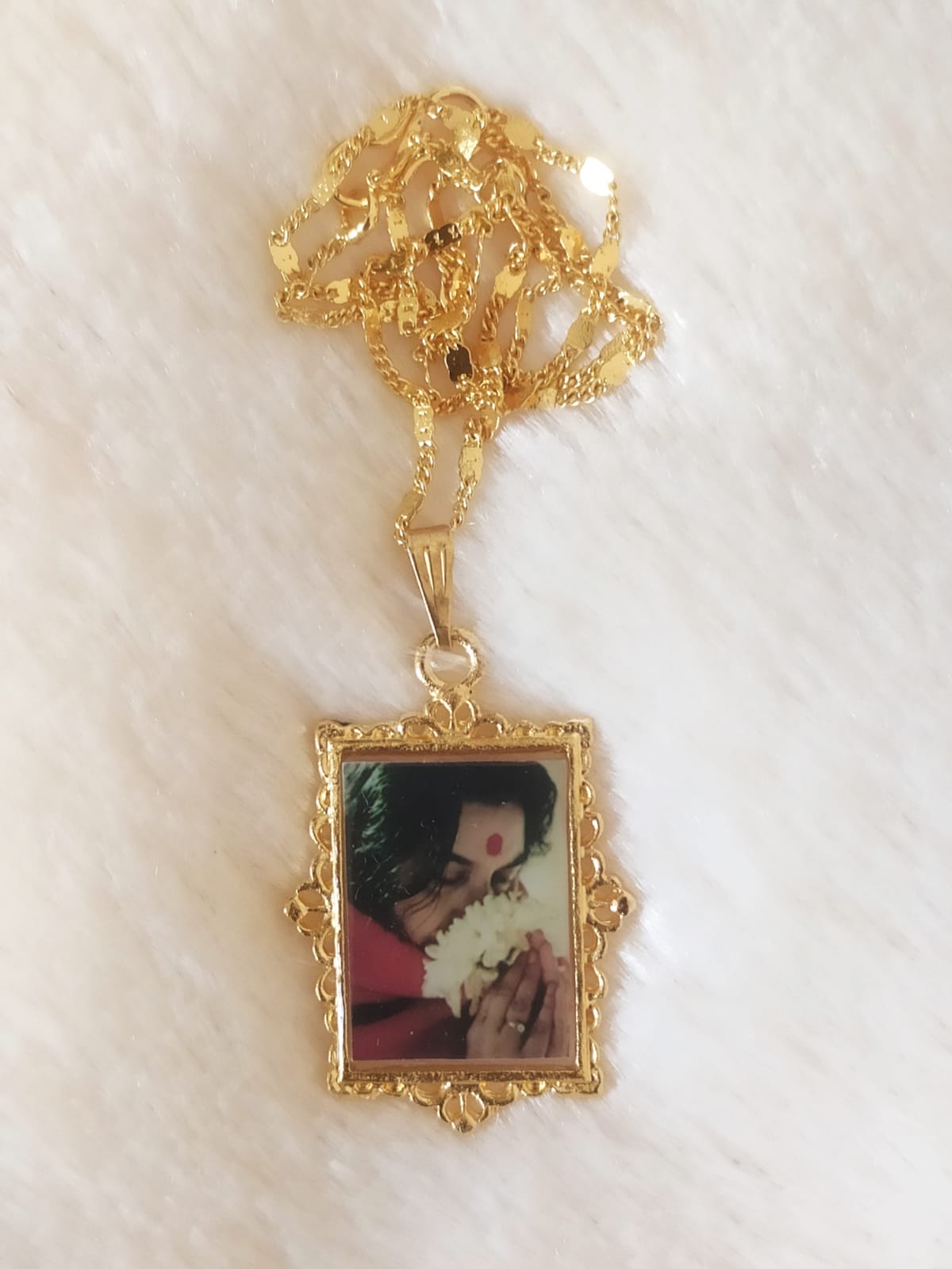 Shri Mataji Pendent Rectangle