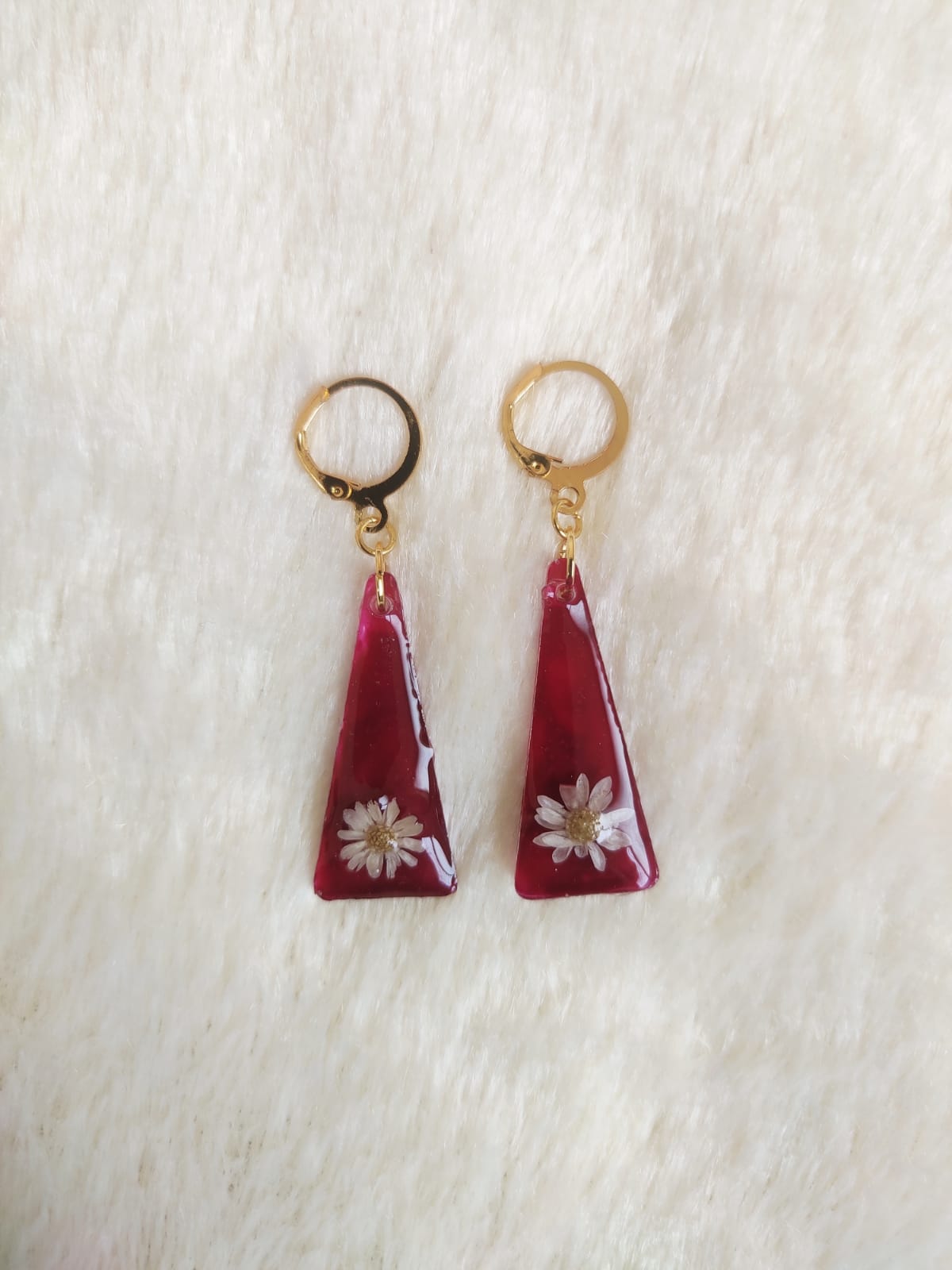 Maroon mini earring
