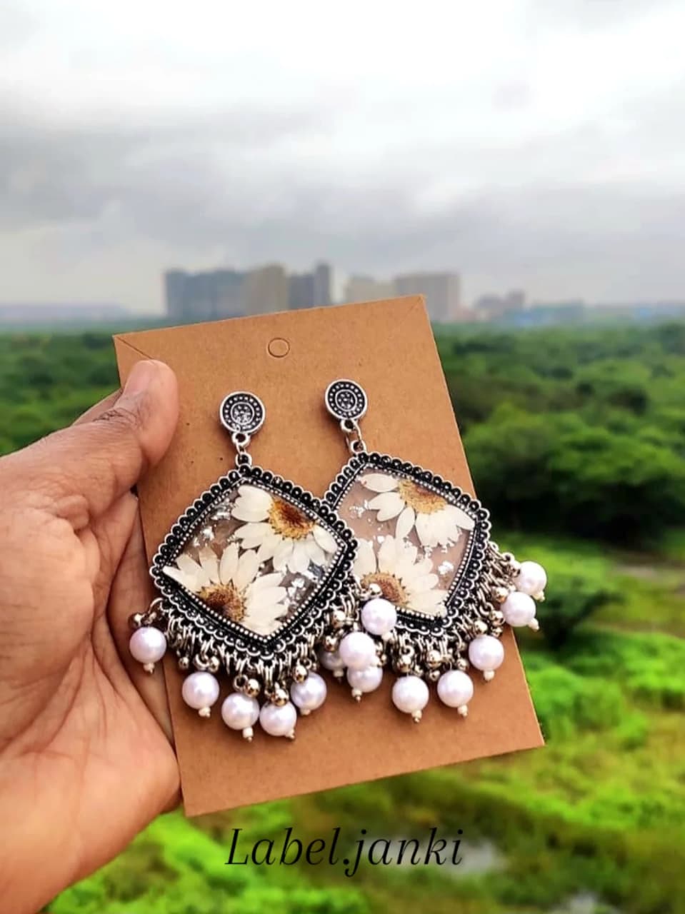 White Daisy zumkha 🌼